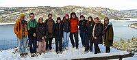 Die Austauschgruppe in der verschneiten Landschaft in Evje, Norwegen